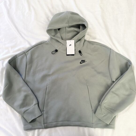 Nike Women's Sportswear Tech Fleece Hoodie - Picture 8 of 14